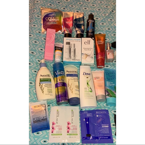 The Ultimate Makeup Addict Bundle - Picture 6 of 8